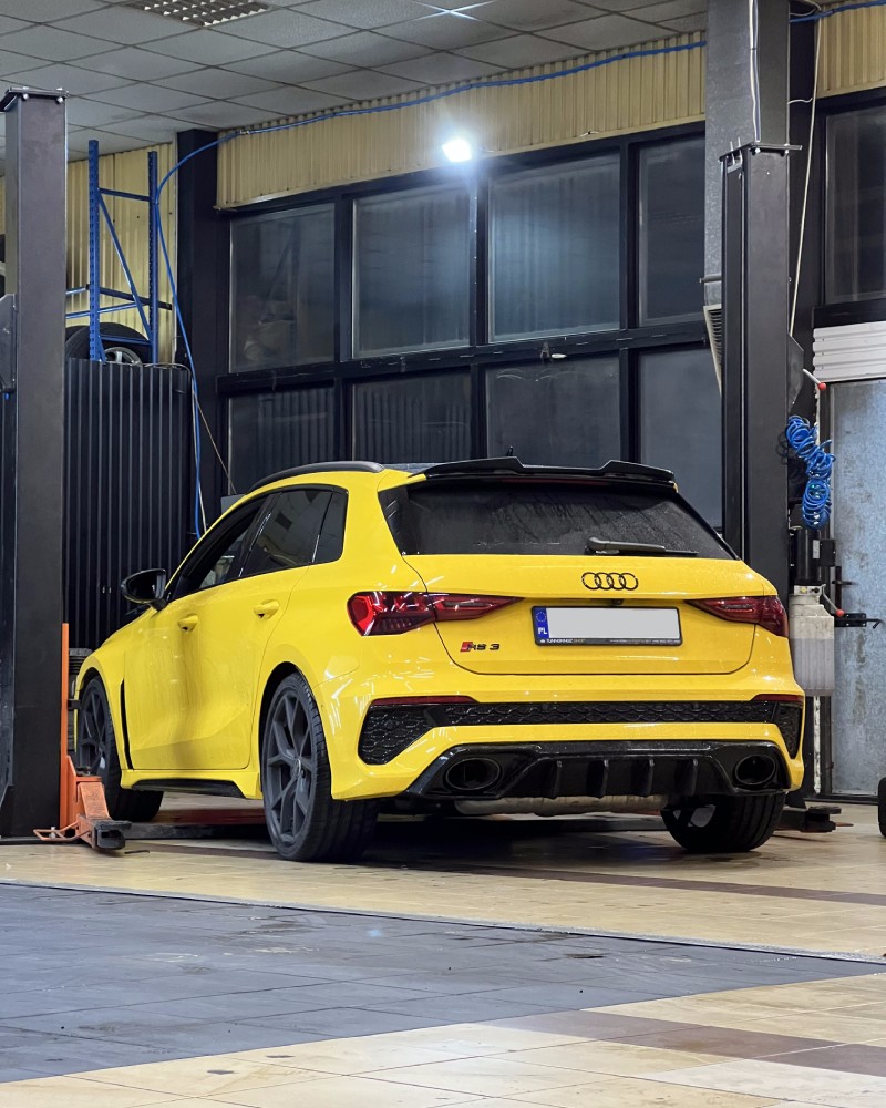 audi-rs3-zolte